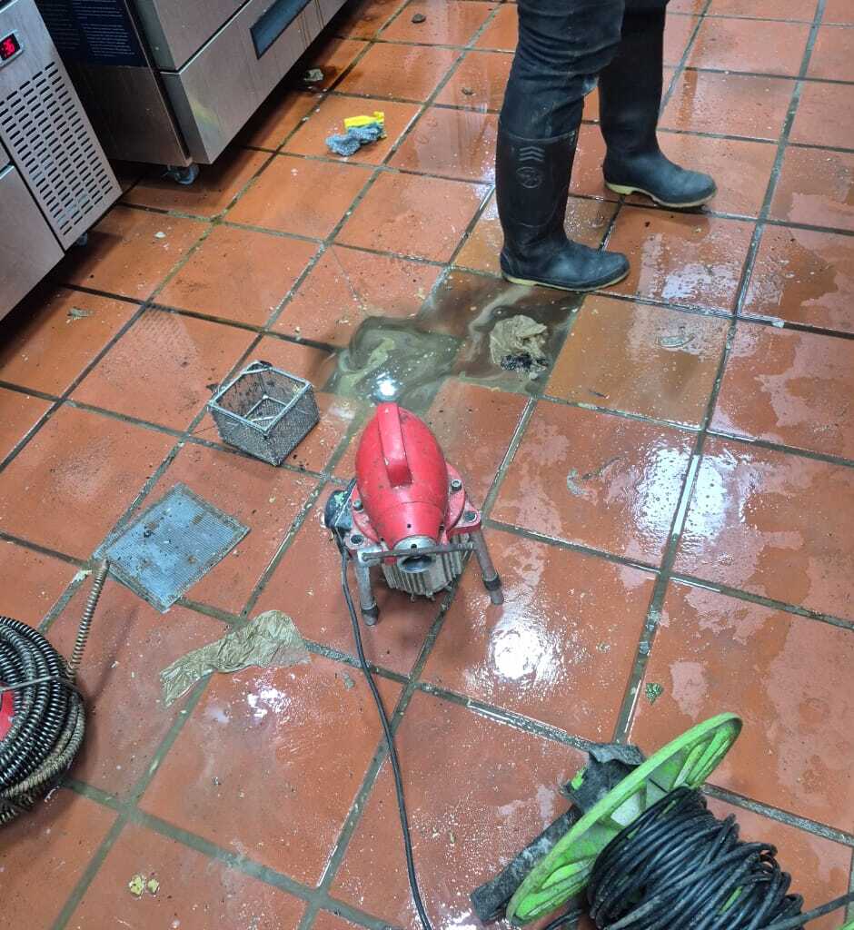 Limpieza de drenajes